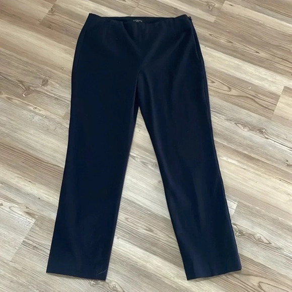 Talbots Refined Bi-stretch straight leg pants Trousers Navy Womens size 10P - Picture 2 of 12